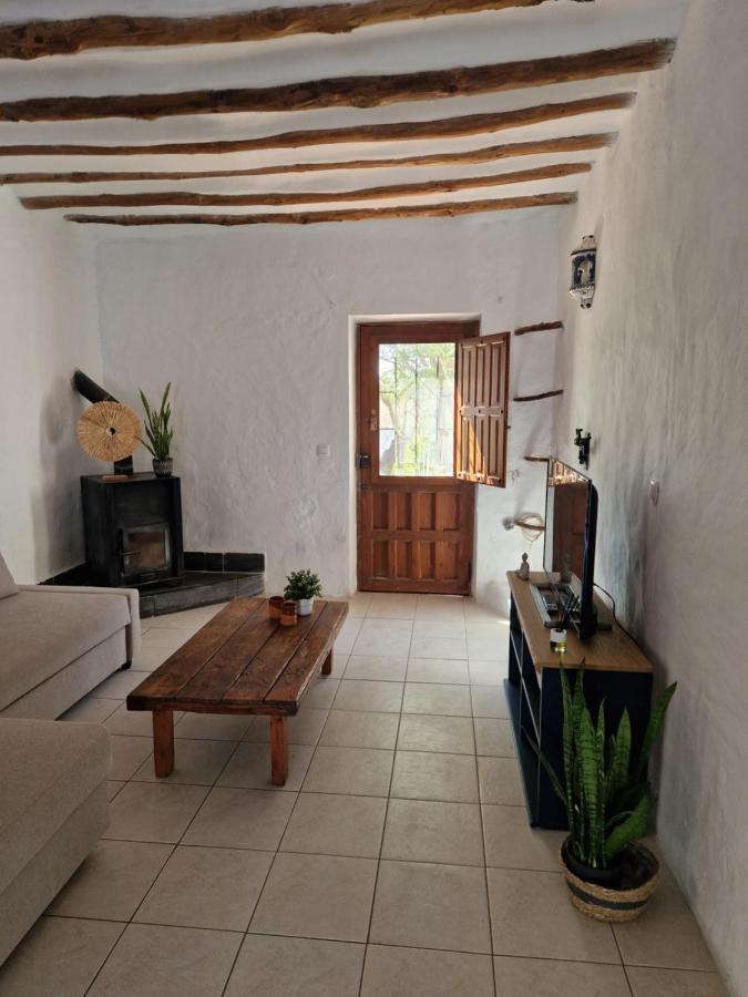 Casa De La Familia -