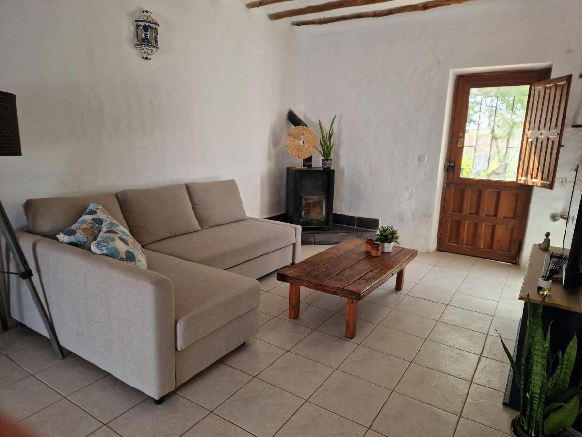 Casa De La Familia - * Baza